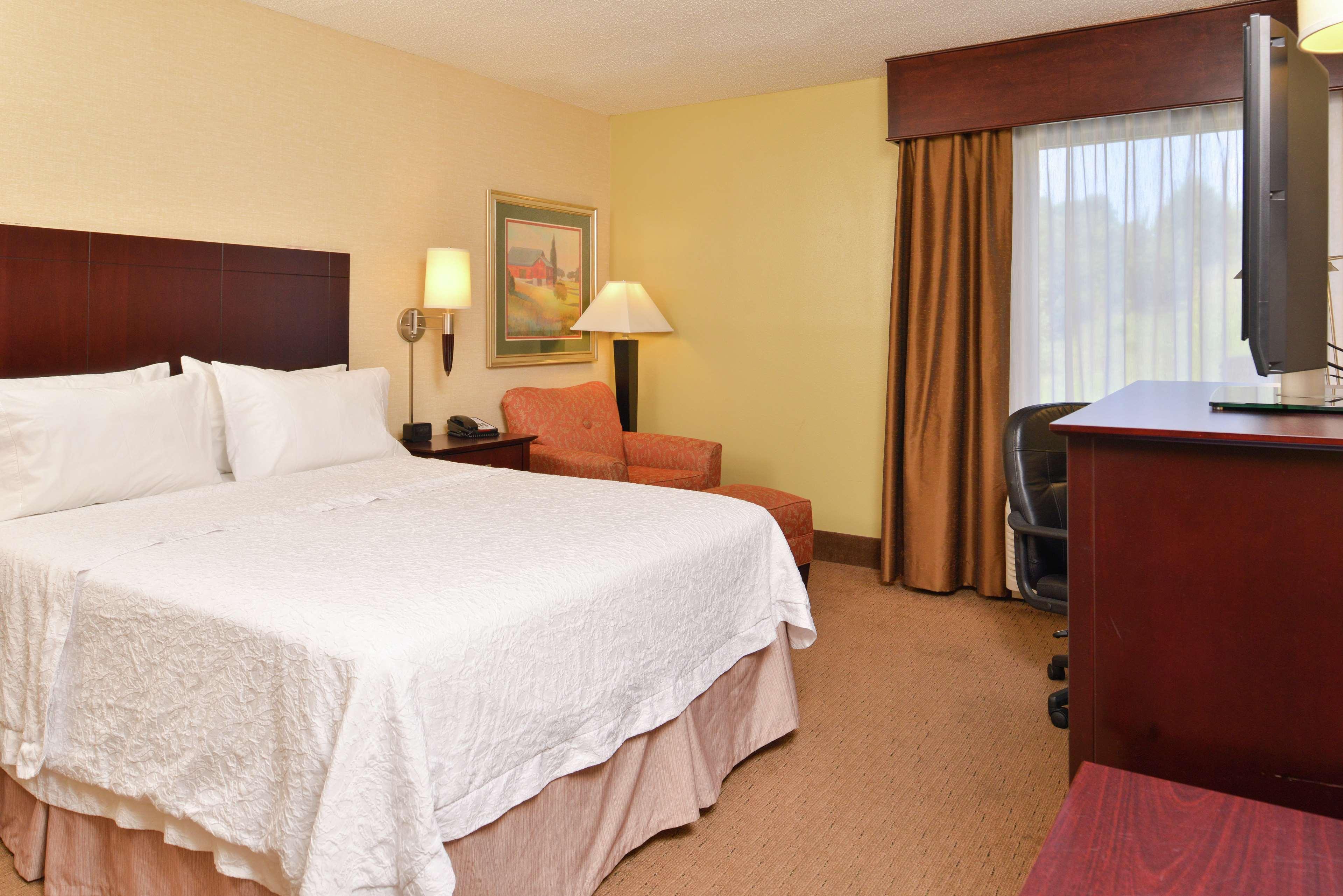 Hampton Inn Staunton Exterior foto