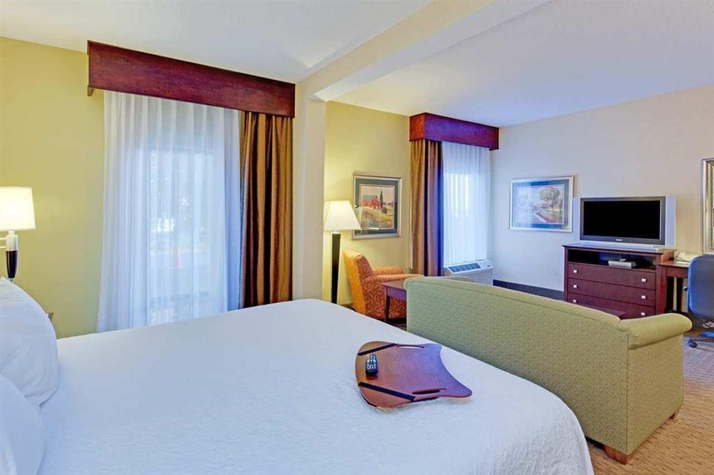 Hampton Inn Staunton Habitación foto