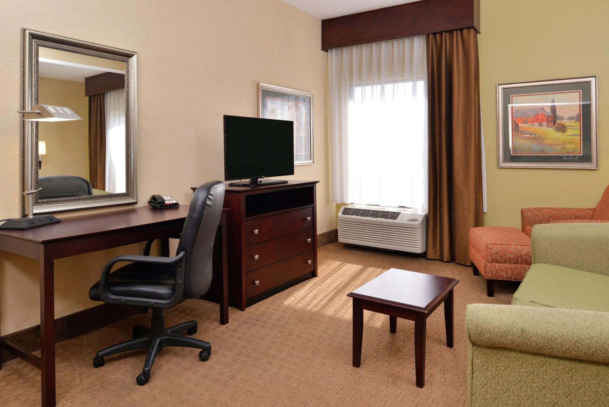Hampton Inn Staunton Exterior foto