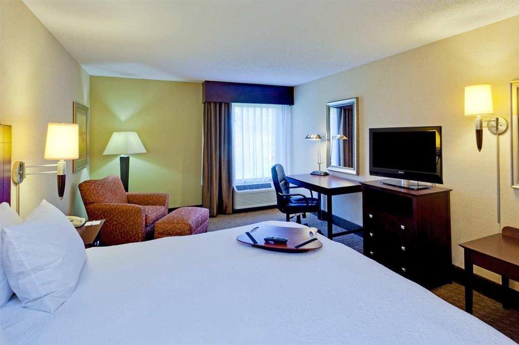 Hampton Inn Staunton Habitación foto