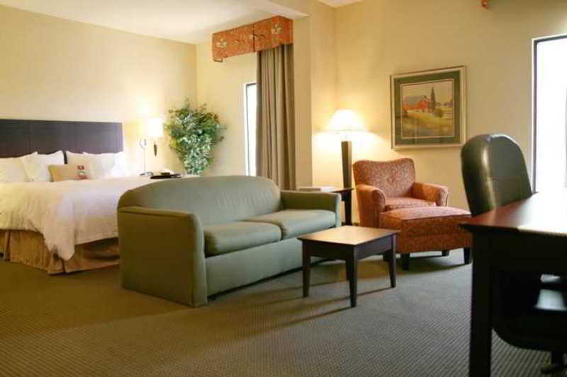 Hampton Inn Staunton Habitación foto
